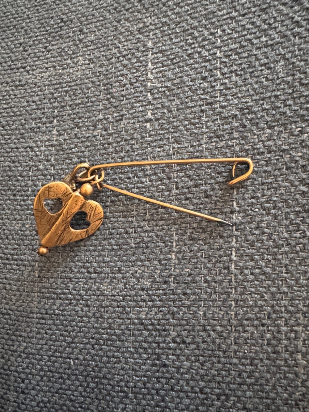 Heart Pin - Picture 4 of 5